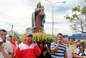 procesion-virgen-del-perpetuo-socorro